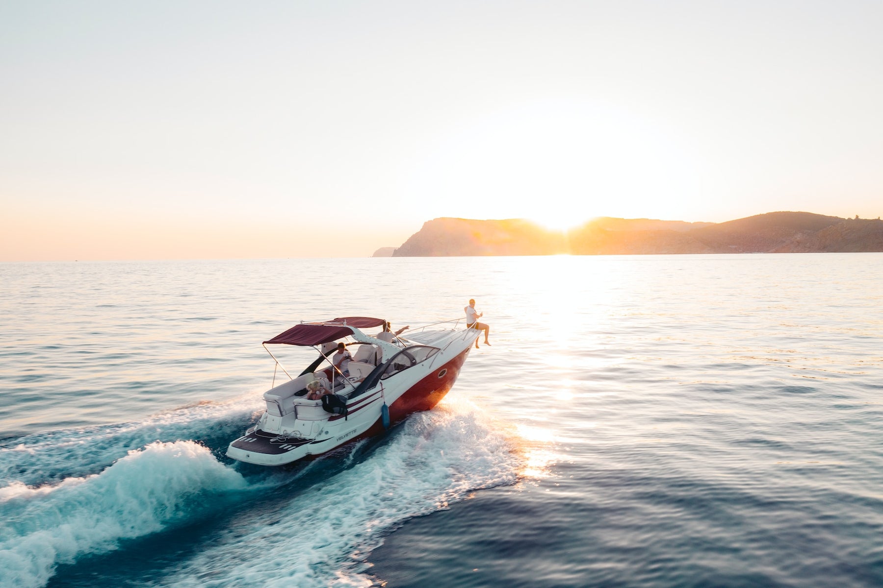 Cruising Safely: How GPS Systems Contribute to a Smooth Boating Experience on the Water This Summer